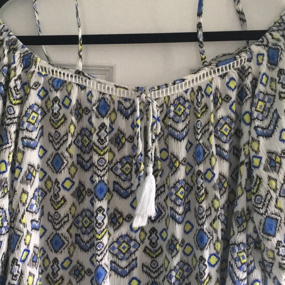 Esley Tassel Off The Shoulder Blouse - Picture 3 of 3